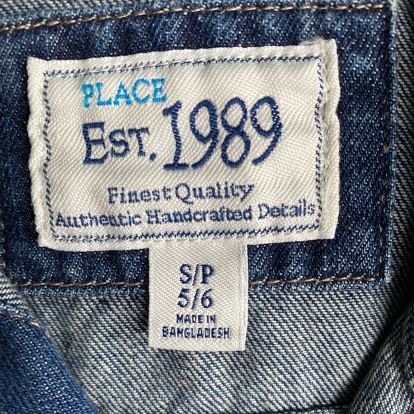 Kids size 5/6 Jean jacket - Picture 3 of 3